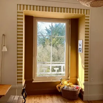 Wallpaper - Beach Hut Frieze - Ochre & White - ILARIA.I