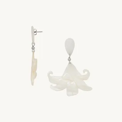 Bijoux - Boucles d'oreilles poussoir pendant fleur nacre blanche - Lis Blanc - ILARIA.I