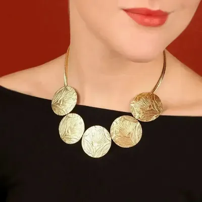 Jewelry - GOLD HIBISCUS NECKLACE - ILARIA.I