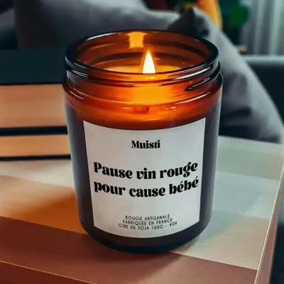Objets de décoration - Bougie Parfumée - Pause vin rouge pour cause bébé - Musc blanc – 160g - ILARIA.I