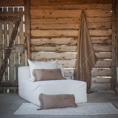 Crèches et santons - Crèche LED Style Cristal avec Ailes d’Ange – Lumière et Musique - LES LUMIERES DU TEMPS