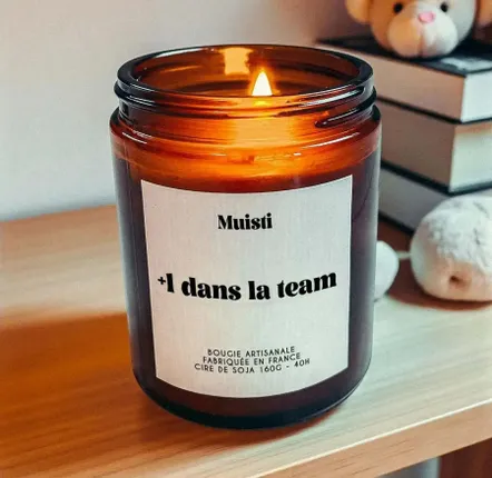Objets de décoration - Bougie Parfumée - +1 dans la team - Musc blanc – 160g - ILARIA.I