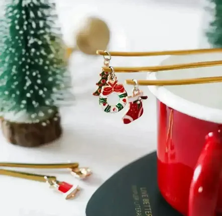 Couteaux - Lot de 6 cuillères de noël avec décoration - argenté ou doré - ILARIA.I