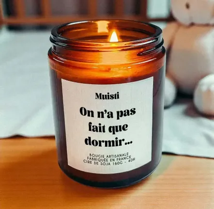 Objets de décoration - Bougie Parfumée - On n'a pas fait que dormir - Musc blanc – 160g - ILARIA.I