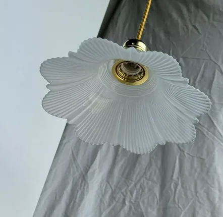 Abat-jours - Abat jour vintage en verre en forme de fleur - M.A. SALGUEIRO