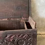Caskets and boxes - Ancien petit coffre en bois sculpté indonésien - LES NOUVELLES GAMBETTES TEST 29/04