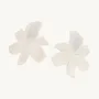 Bijoux - Boucles d'oreilles clips fleurs 5 pétales nacre - Lis Blanc - ILARIA.I