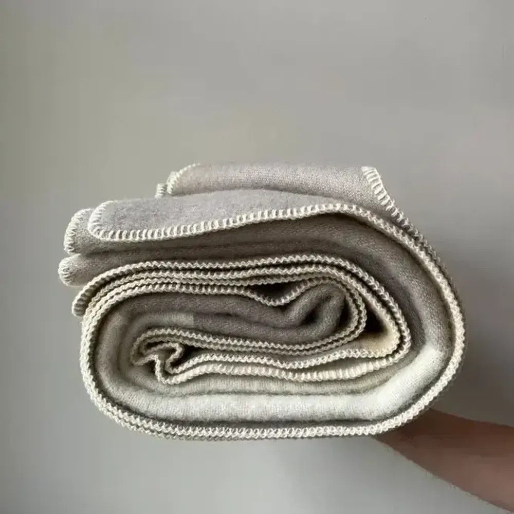 Throw blankets - Wool blanket plaid, Tricolor Square Vanilla Cashmere - LES GAMBETTES MODIF TEST HBE 30/04