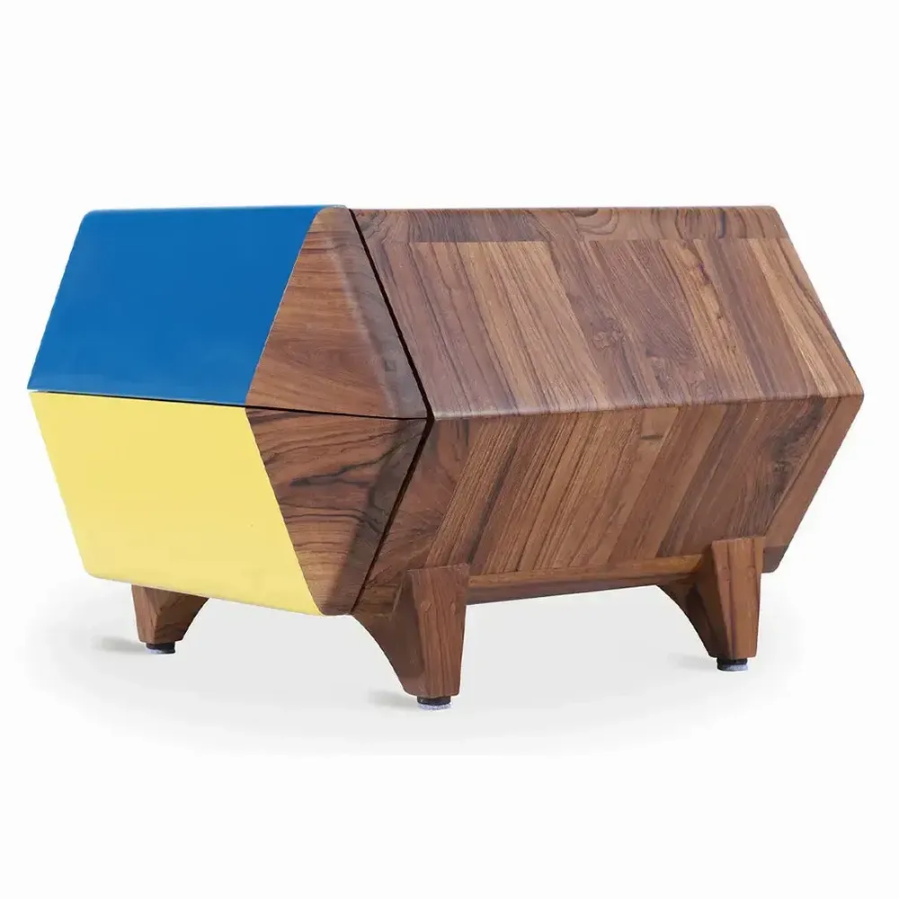 Chambres d'enfants - Tipki - Table de chevet en teck - LES NOUVELLES GAMBETTES TEST 29/04