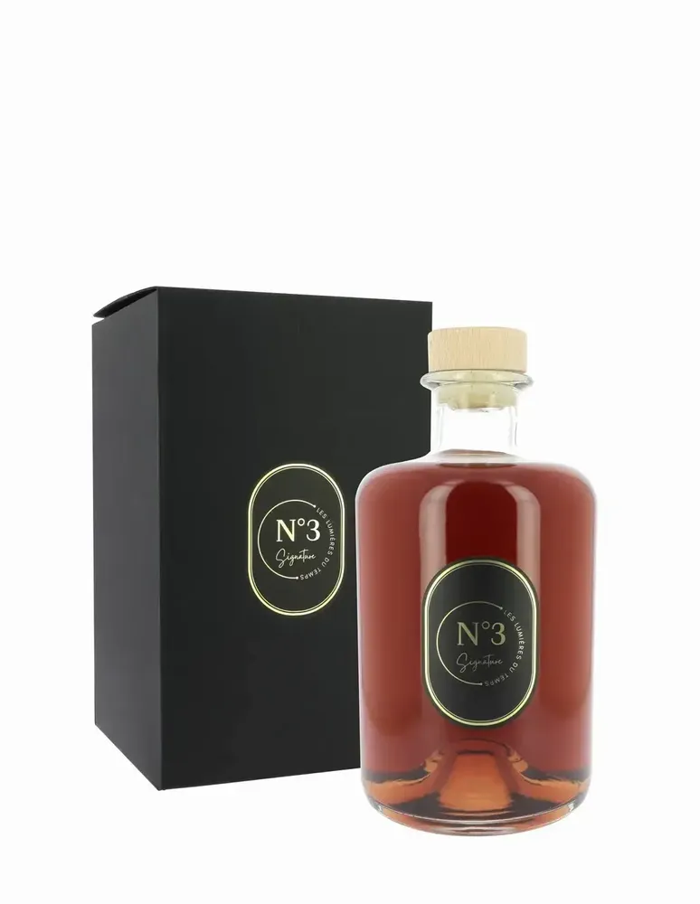 Scent diffusers - Signature Fragrance Diffuser (with rattans) 1L No. 3 Violet Leather - LES LUMIERES DU TEMPS