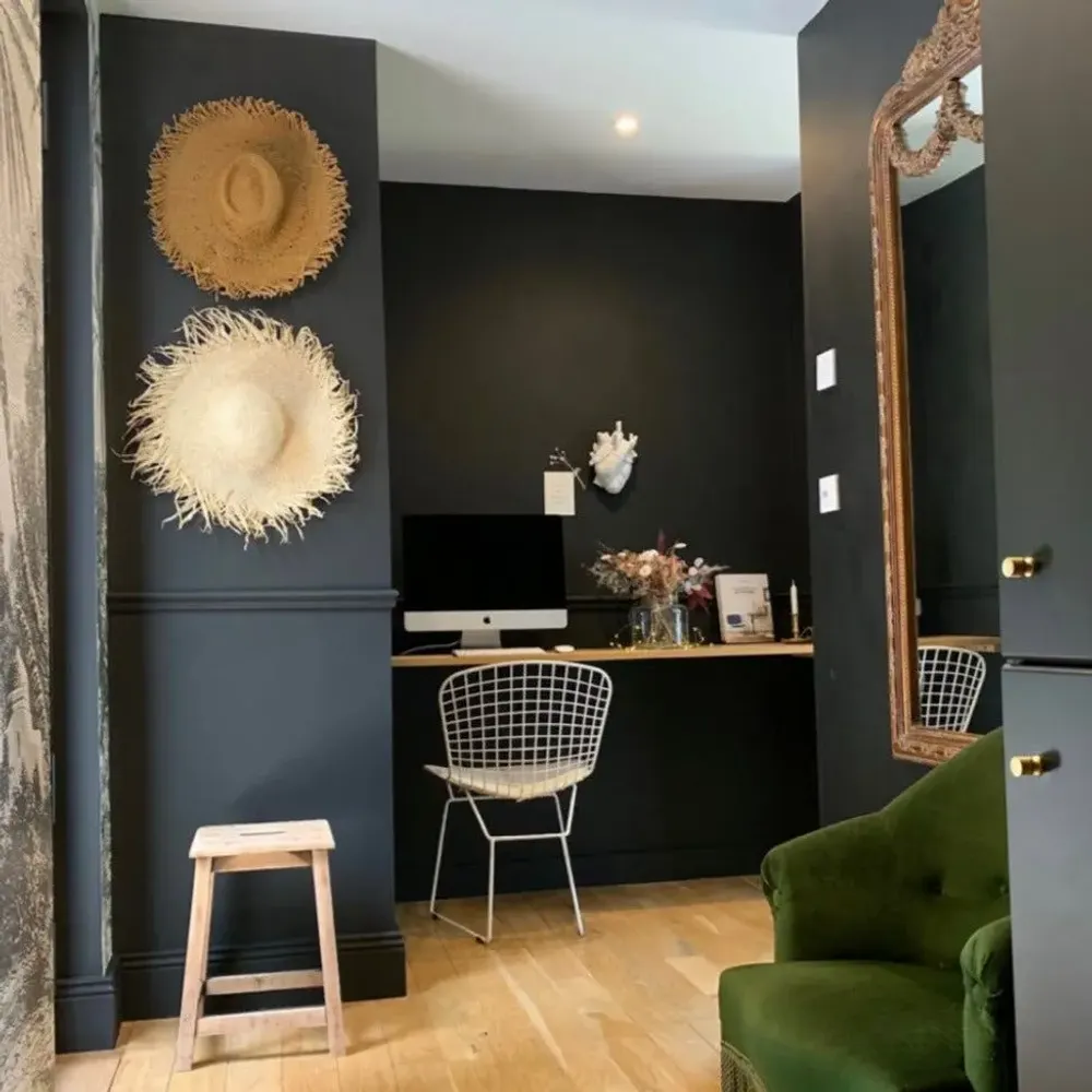 Decorative wall frescoes - Painting by the teacher - ILARIA.I