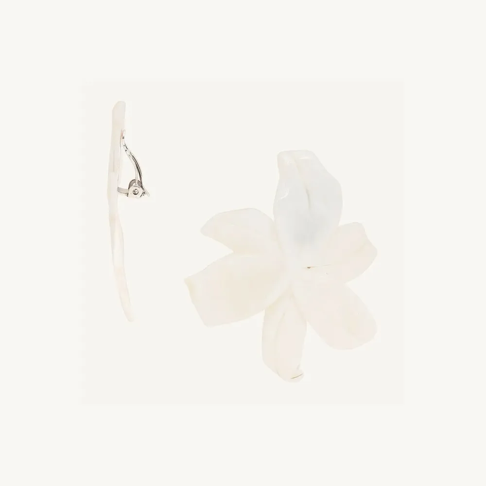 Bijoux - Boucles d'oreilles clips fleurs 5 pétales nacre - Lis Blanc - ILARIA.I