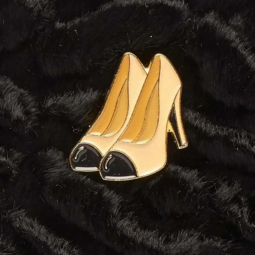 Decorative frescoes - Pin Shoes white - ILARIA.I