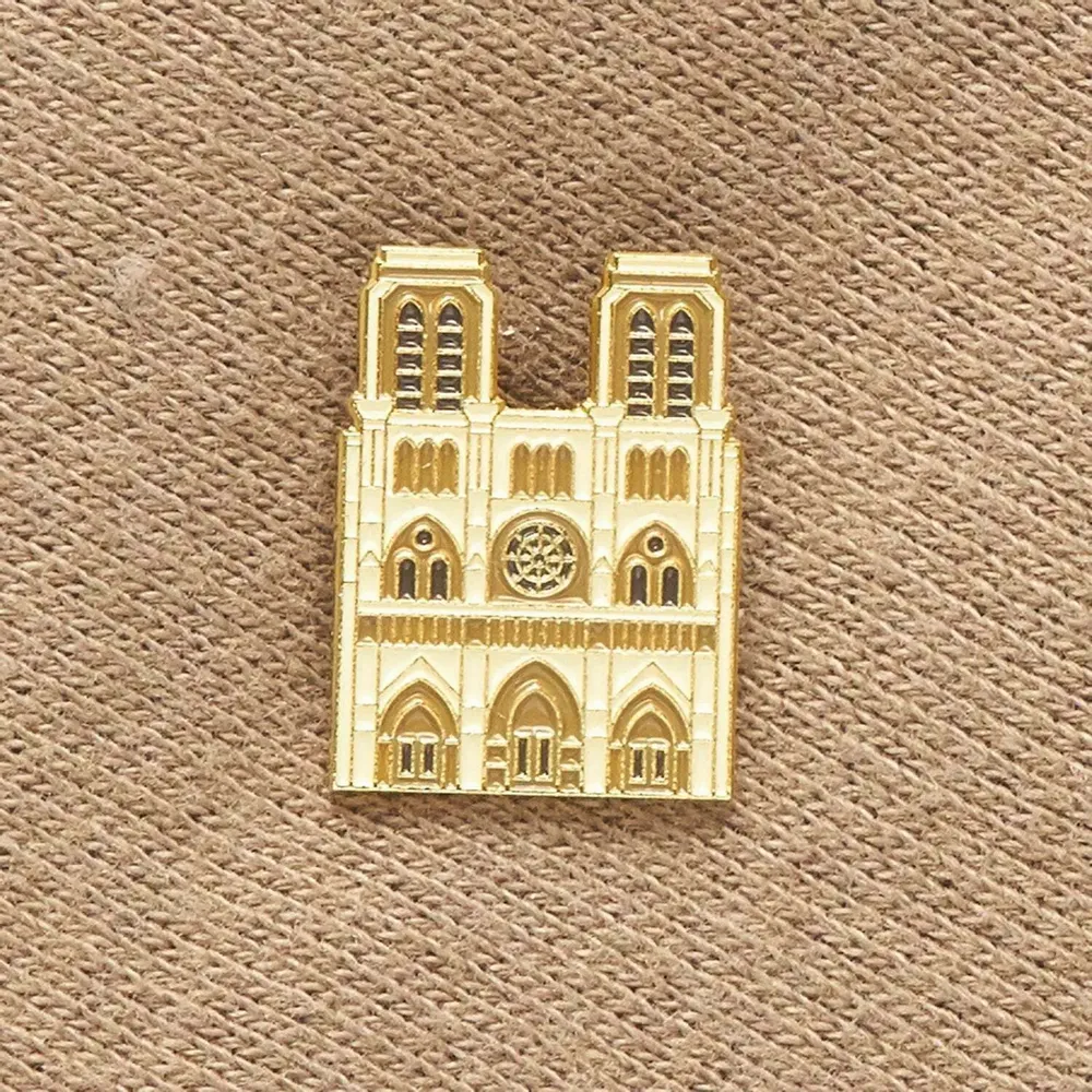 Decorative frescoes - Pin Notre Dame - ILARIA.I