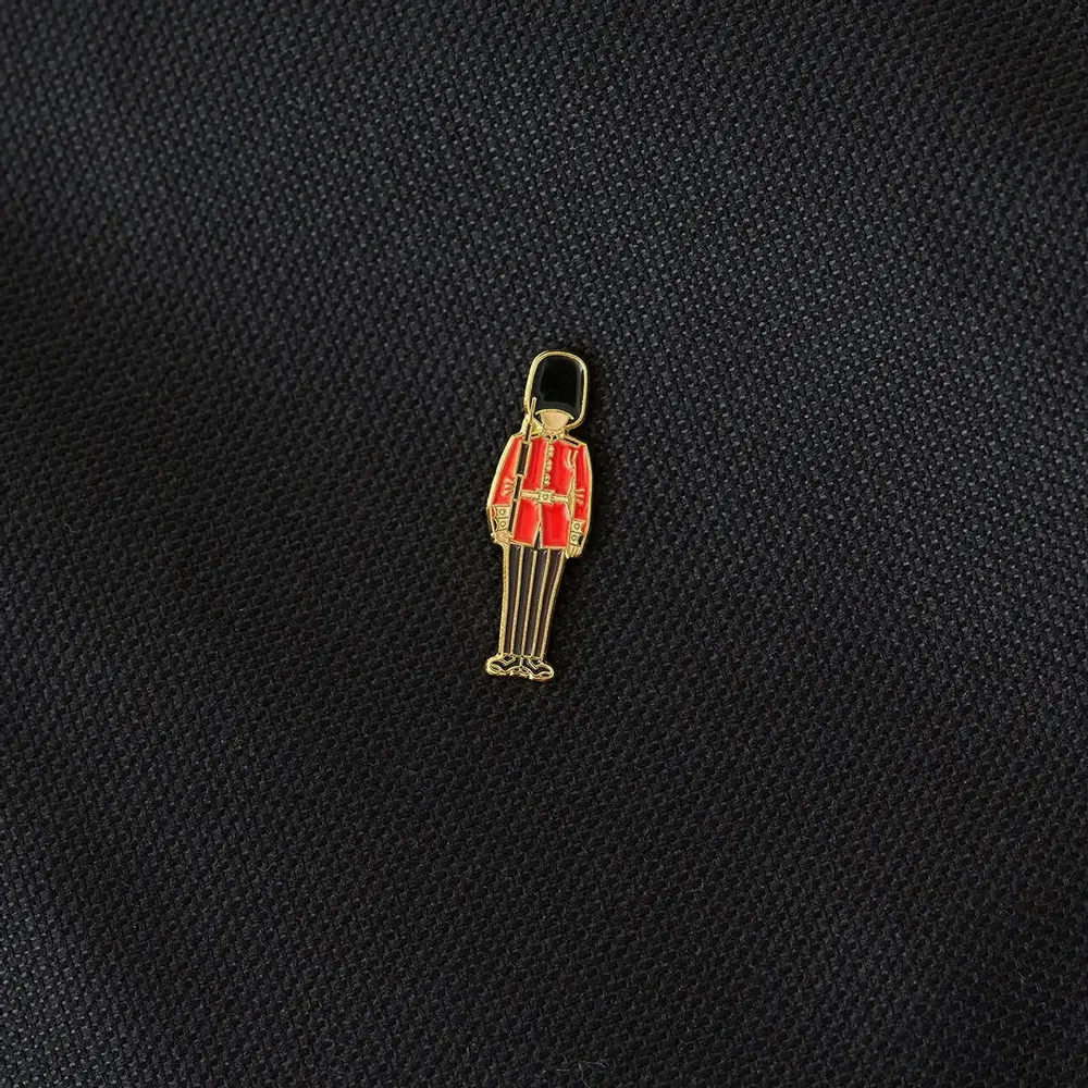 Decorative frescoes - Pin Guard - ILARIA.I