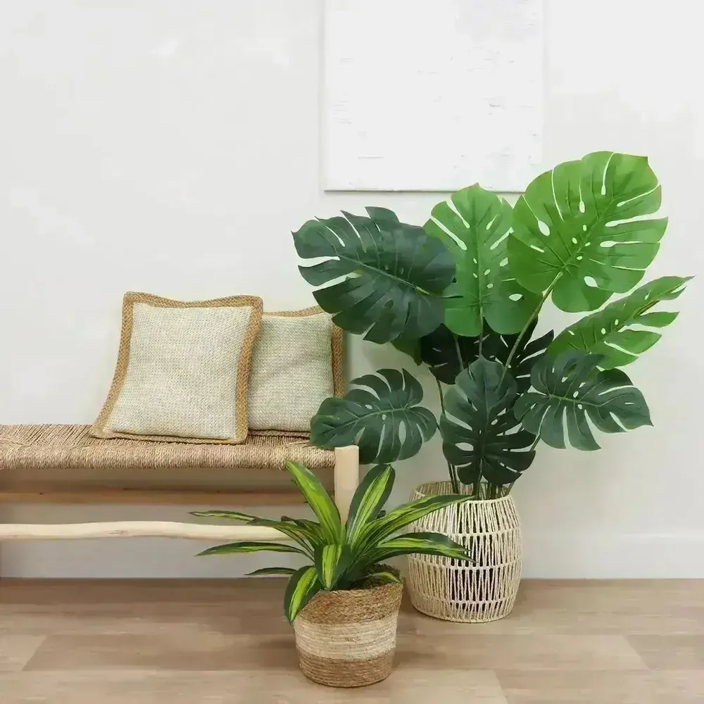 Floral decoration - Artificial monstera, 10 leaves, “real touch”, black plastic pot - ILARIA.I