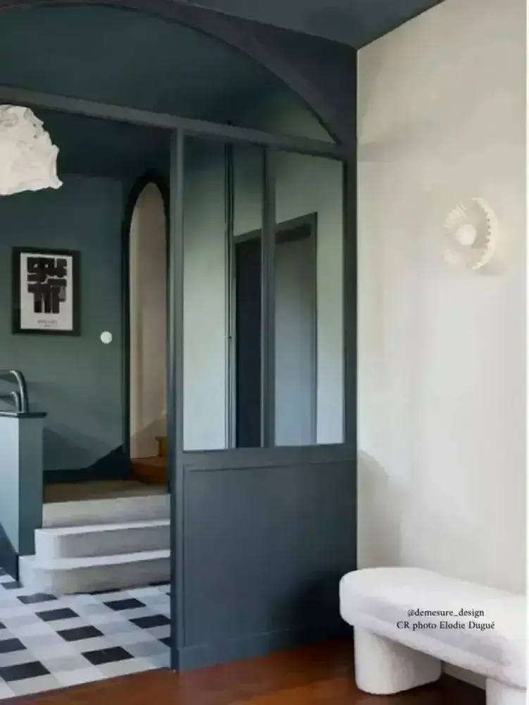 Decorative wall frescoes - Painting Boots Time - ILARIA.I