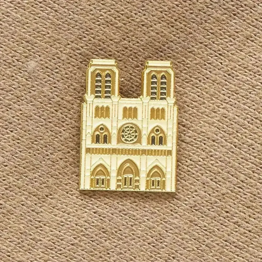 Decorative frescoes - Pin Notre Dame - ILARIA.I