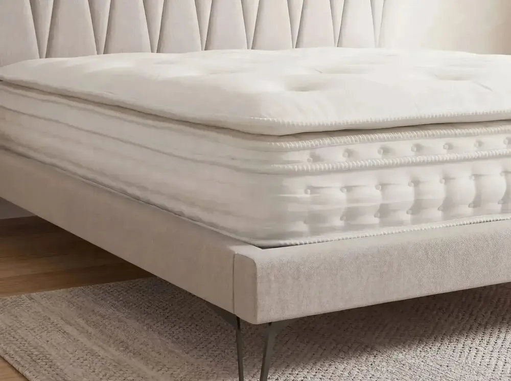 Literie pour hôtels - Matelas hybride en latex naturel avec mini ressorts et ressorts ensachés 7 zones 180x200 - ILARIA.I