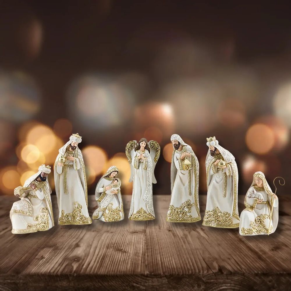 Crèches et santons - Crèche Élégante – Ensemble de 8 Figurines Blanc et Or - LES LUMIERES DU TEMPS