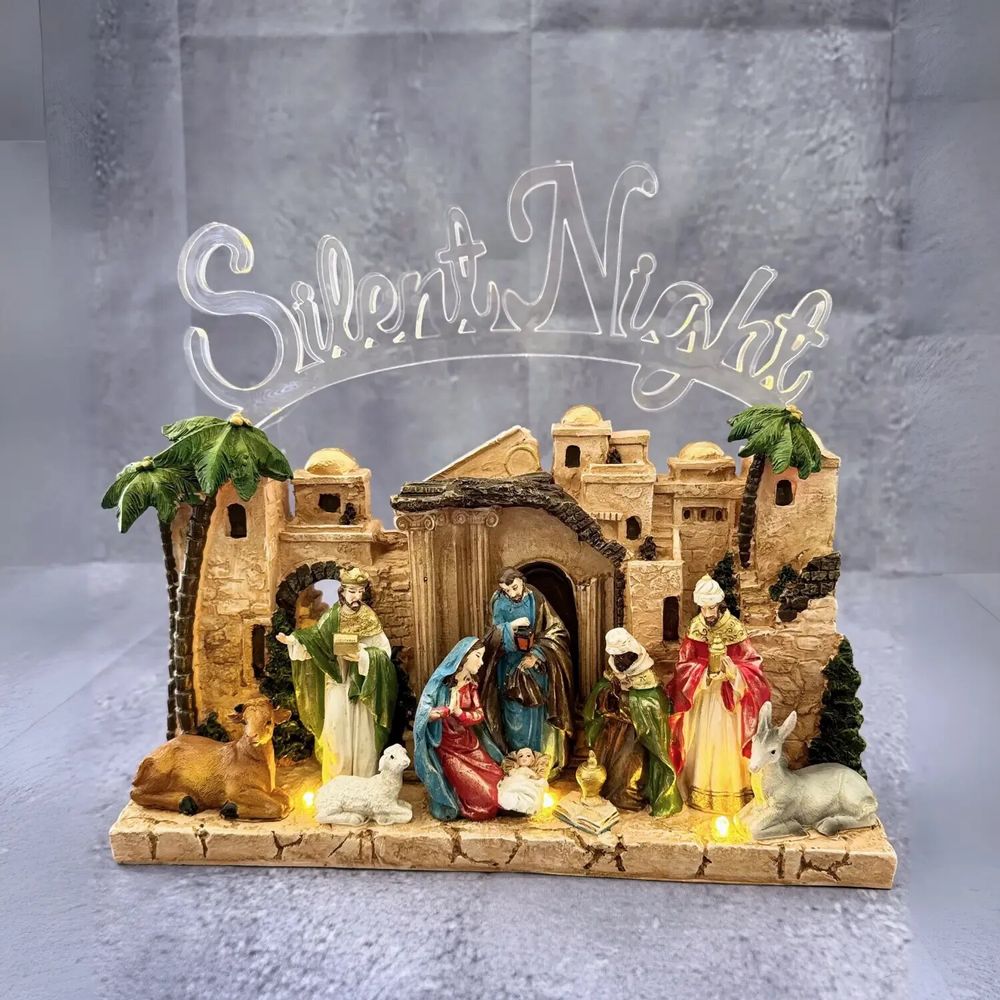 Crèches et santons - Crèche Colorée – Arche « Silent Night » avec Décor de Village - LES LUMIERES DU TEMPS
