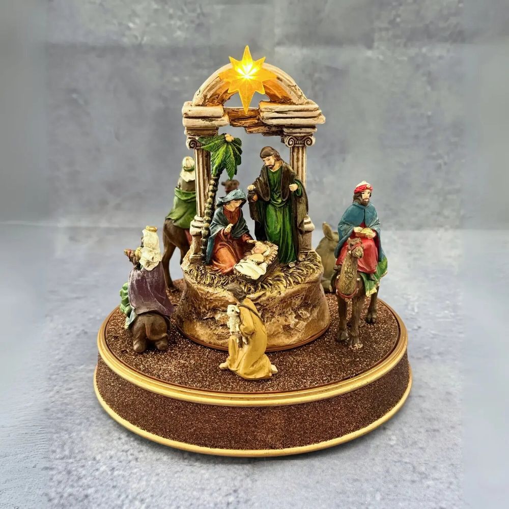 Nativity scenes and santons - LED Nativity Scene – Three Kings on Camelback with Music & Light - LES LUMIERES DU TEMPS